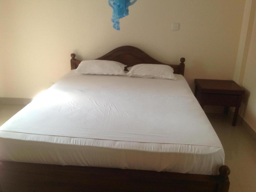 Araliya Blue Beach View Hotel Kudapaduwa Zewnętrze zdjęcie