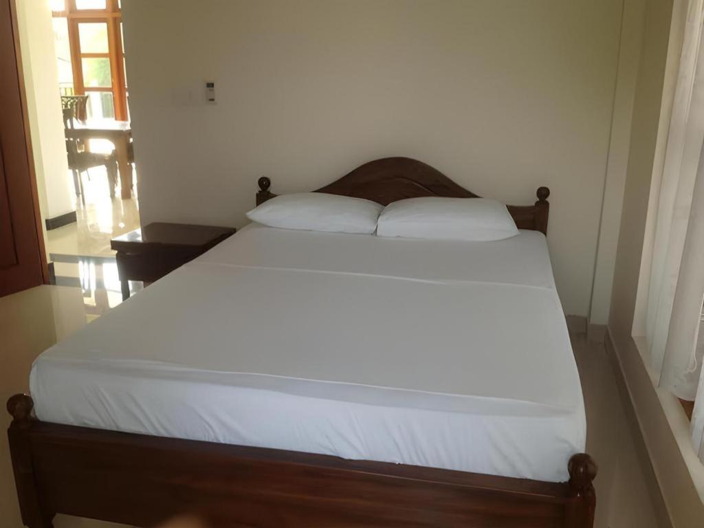 Araliya Blue Beach View Hotel Kudapaduwa Zewnętrze zdjęcie