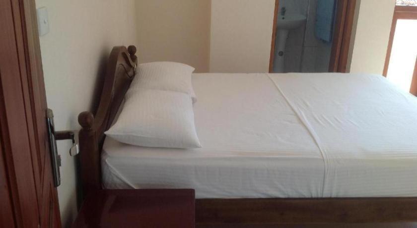 Araliya Blue Beach View Hotel Kudapaduwa Zewnętrze zdjęcie